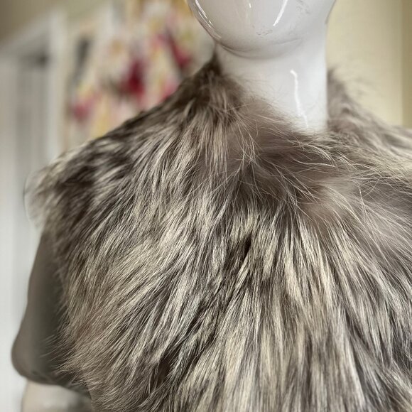 Fox Fur Collar - Silver Grey and Cream Colour - Vintage - Authentic - Picture 1 of 14